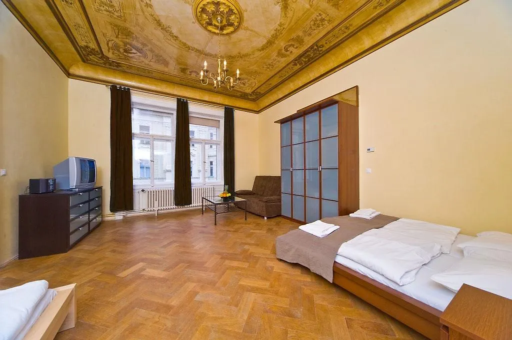 Old Town - Dusni Apartments Praga 0*,